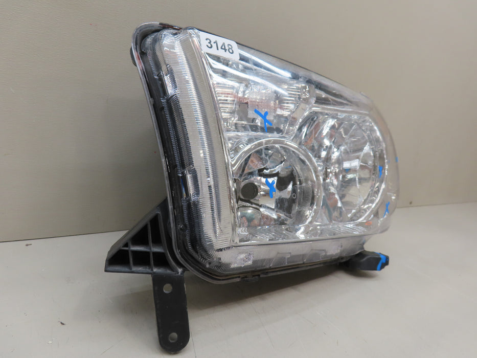 2007-2013 TOYOTA TUNDRA FRONT RIGHT PASSENGER HEADLIGHT HALOGEN OEM