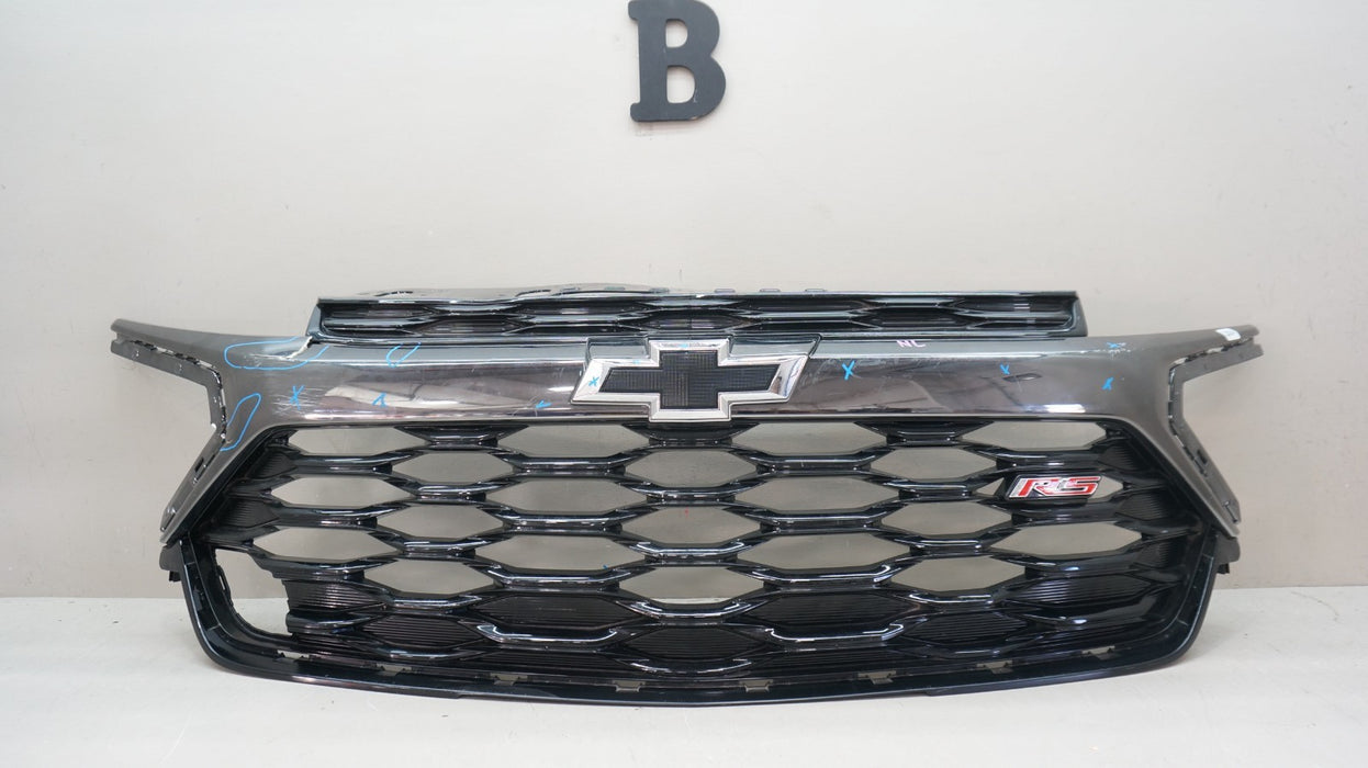 2024-2026 CHEVROLET TRAILBLAZER RS FRONT RADIATOR GRILLE GRILL 42883408 OEM