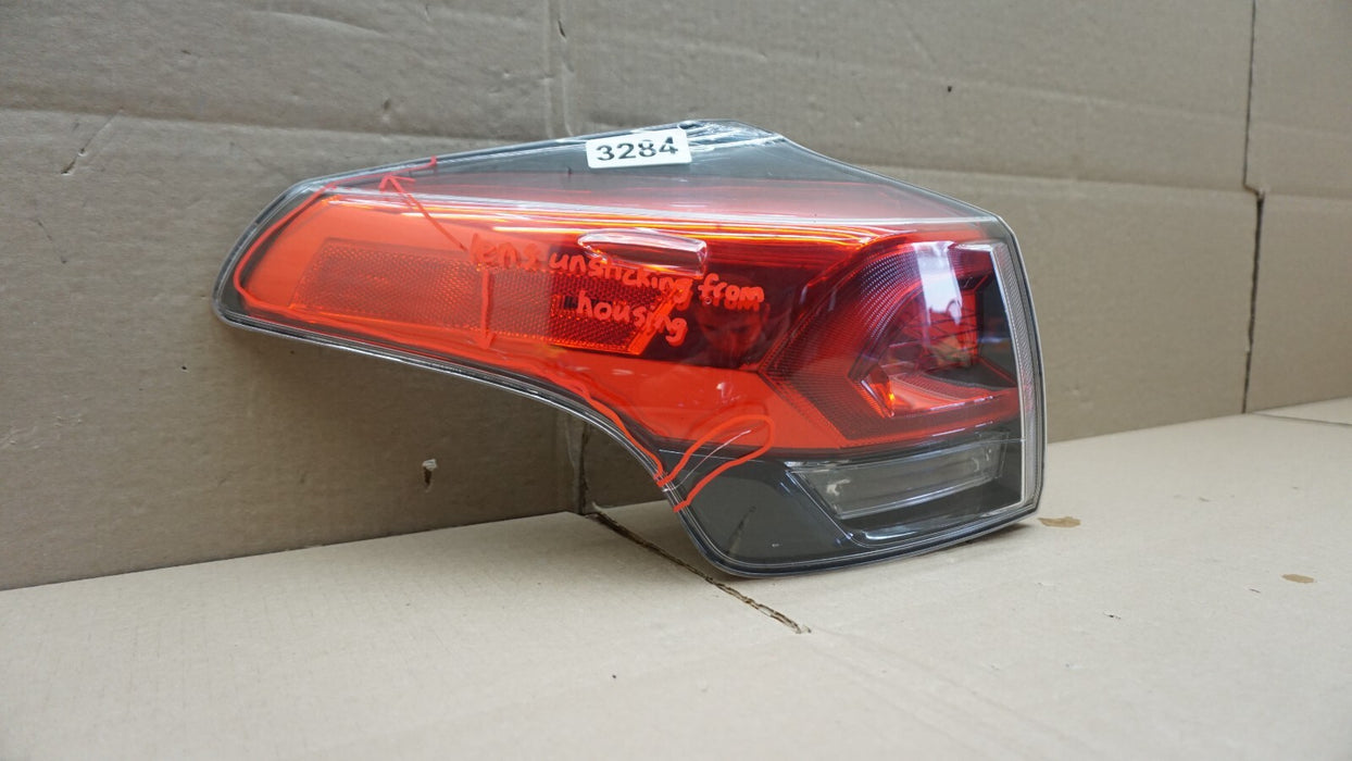 2016-2018 TOYOTA RAV4 RAV-4 REAR LEFT DRIVER SIDE OUTER TAILLIGHT TAILLAMP OEM