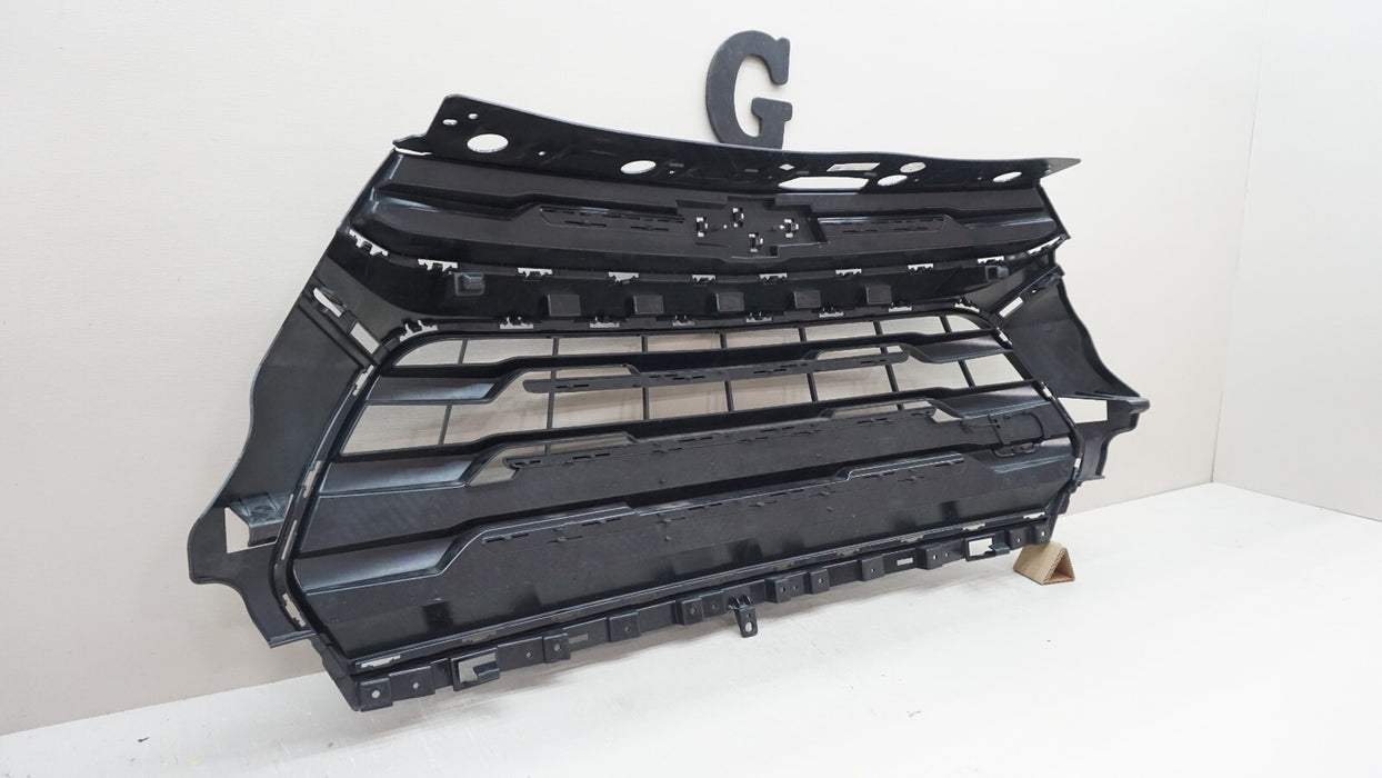 2021-2022 CHEVROLET TAHOE FRONT RADIATOR GRILLE GRILL OEM 42756111