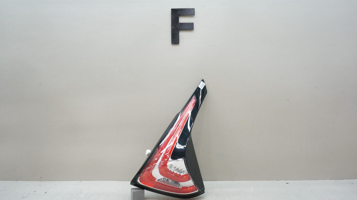 2015-2018 NISSAN MURANO REAR RIGHT PASSENGER SIDE INNER TAIL LIGHT OEM