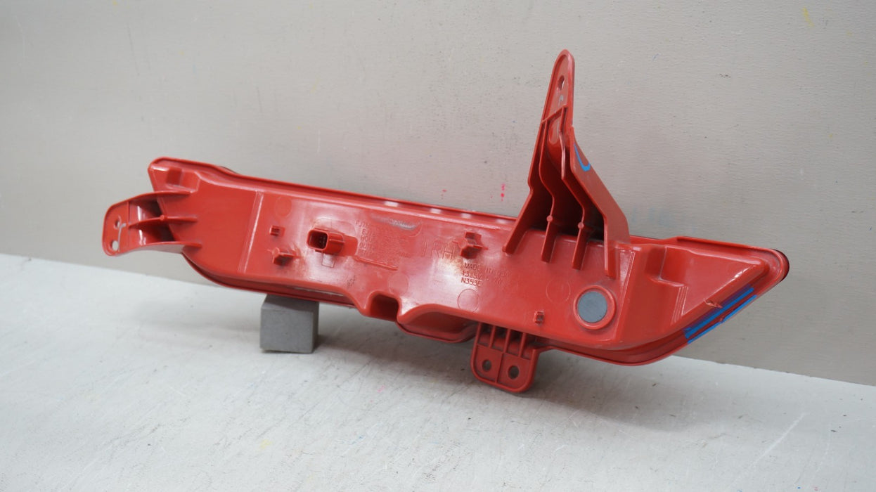 2015-2019 LINCOLN MKC REAR RIGHT PASSENGER SIDE BACK UP LIGHT OEM
