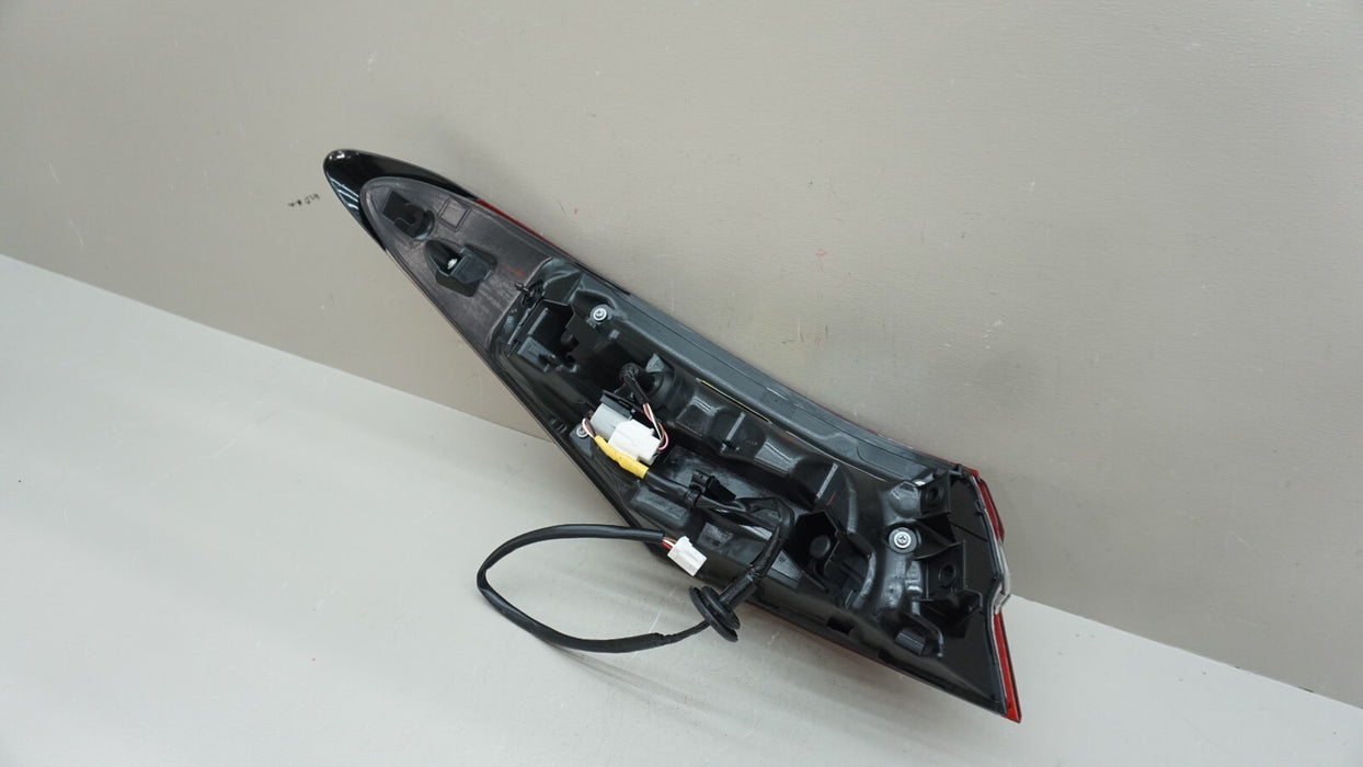 2018-2020 TOYOTA CAMRY REAR RIGHT RH PASSENGER SIDE TAIL LIGHT DEPO AFTERMARKET