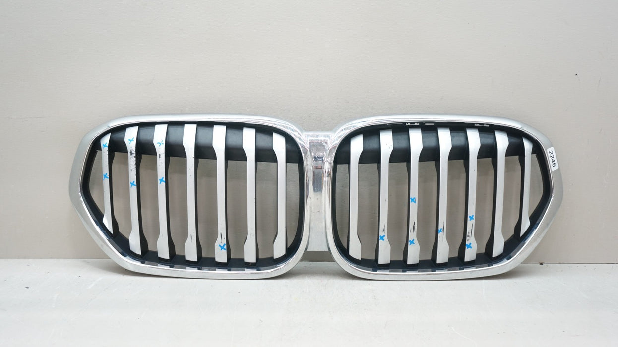 2019-2021 BMW X1 G01 FRONT BUMPER RADIATOR GRILLE OEM 8493450
