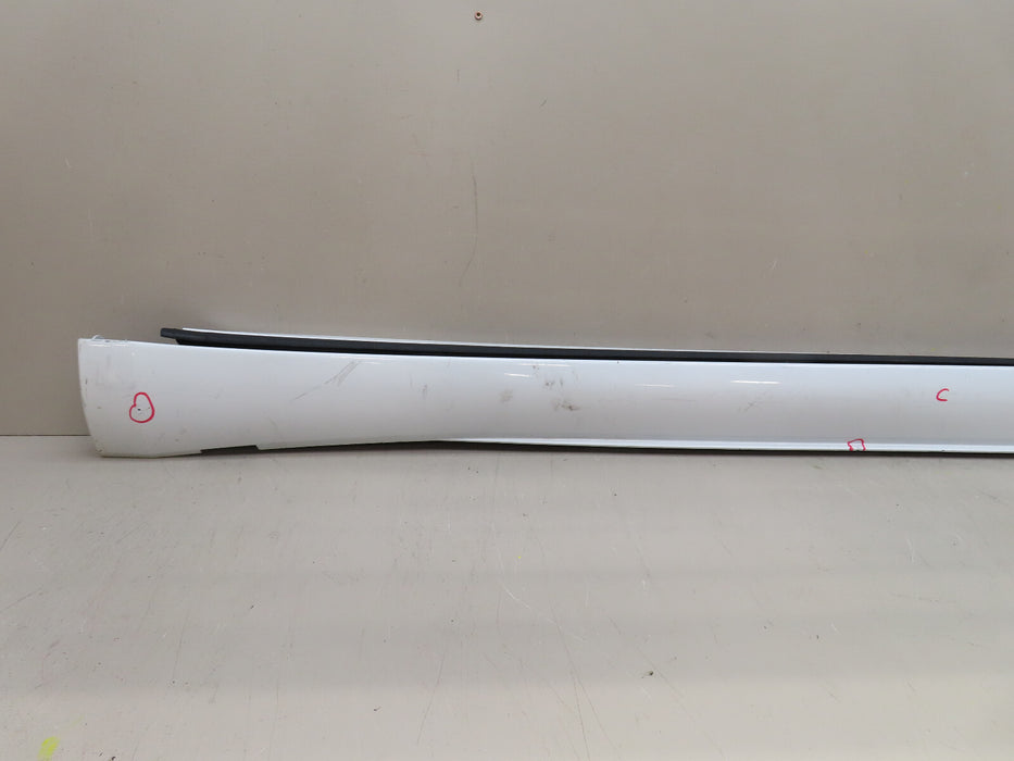 2018-2021 BUICK ENCLAVE RIGHT PASSENGER SIDE SKIRT ROCKER PANEL OEM