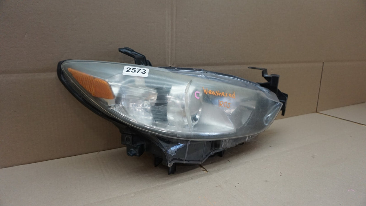 2014-2017 MZDA 6 FRONT RIGHT PASSENGERS SIDE HEADLIGHT OEM 14 15 16 17