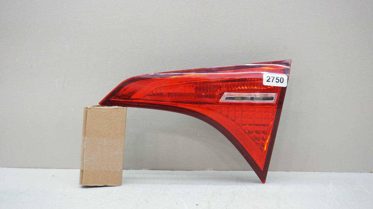 2017-2019 TOYOTA COROLLA REAR RIGHT PASSENGER SIDE INNER TAIL LIGHT OEM