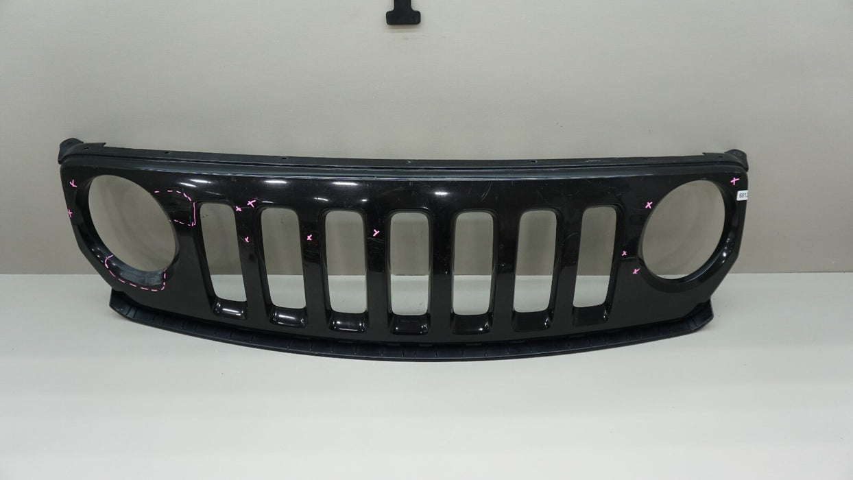 2011-2017 JEEP PATRIOT FRONT MAIN BUMPER GRILLE OEM 11MK74-J-1100P