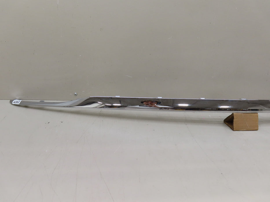 2024 CHEVROLET EQUINOX REAR BUMPER FASCIA TRIM MOLDING CHROME OEM 23218672