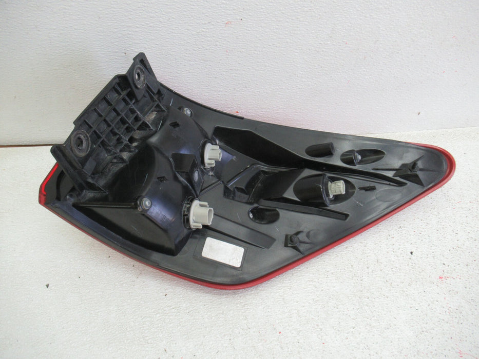 2017 - 2020 NISSAN PATHFINDER REAR LEFT DRIVER SIDE TAIL LIGHT TAILLAMP OEM