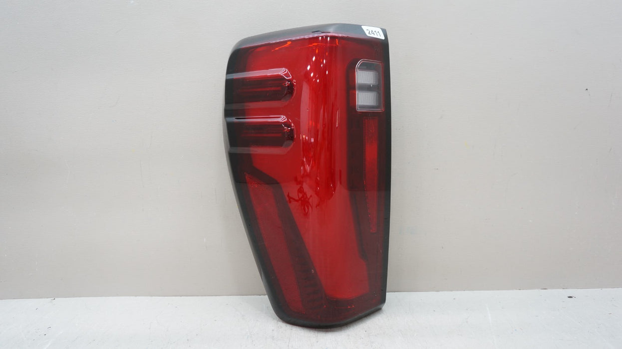 2024-2026 GMC SIERRA 2500HD 3500HD REAR LEFT DRIVERS SIDE TAIL LIGHT OEM