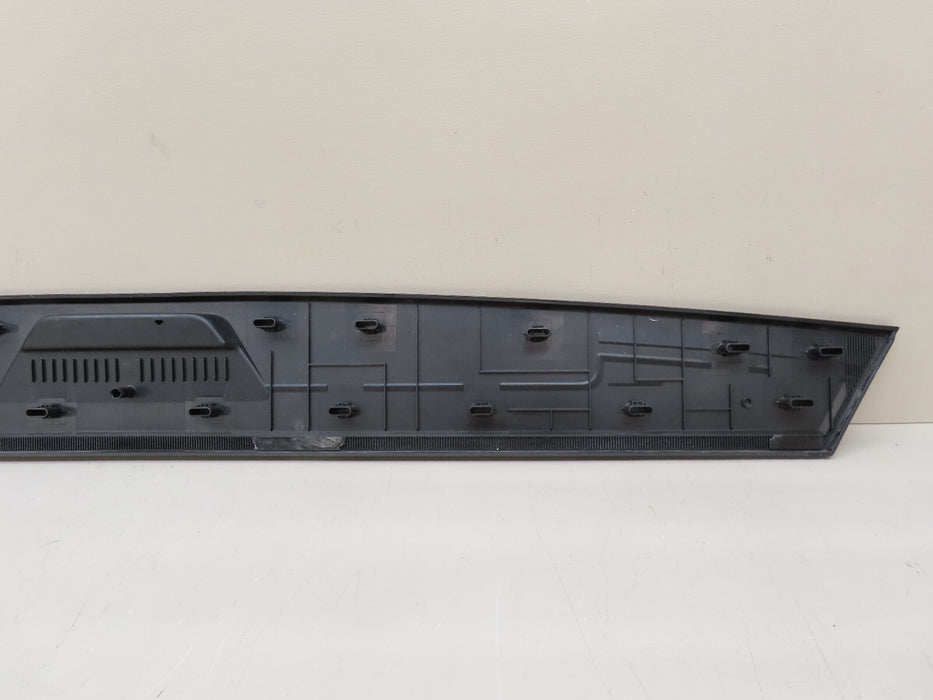 2020-2025 GM TAIL GATE UPPER PAD MOLDING  OEM