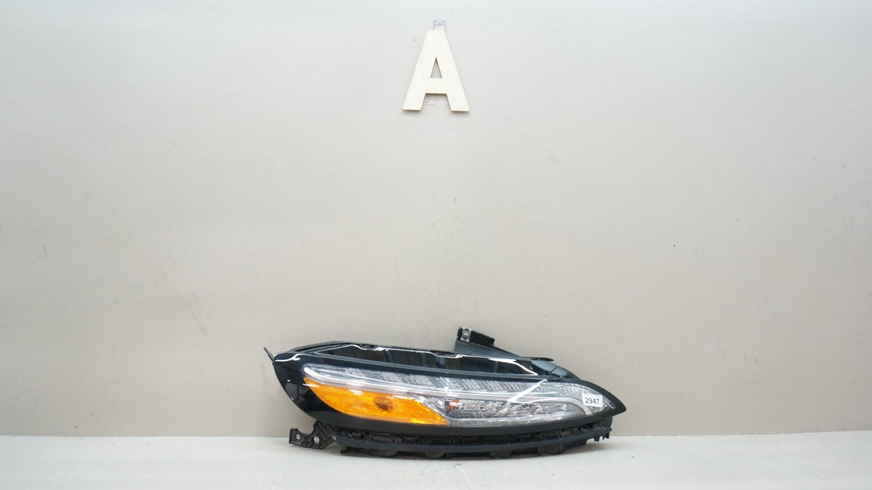 2014-2018 JEEP CHEROKEE RIGHT SIDE DAYTIME RUNNING LIGHT DRL OEM 68321886AC