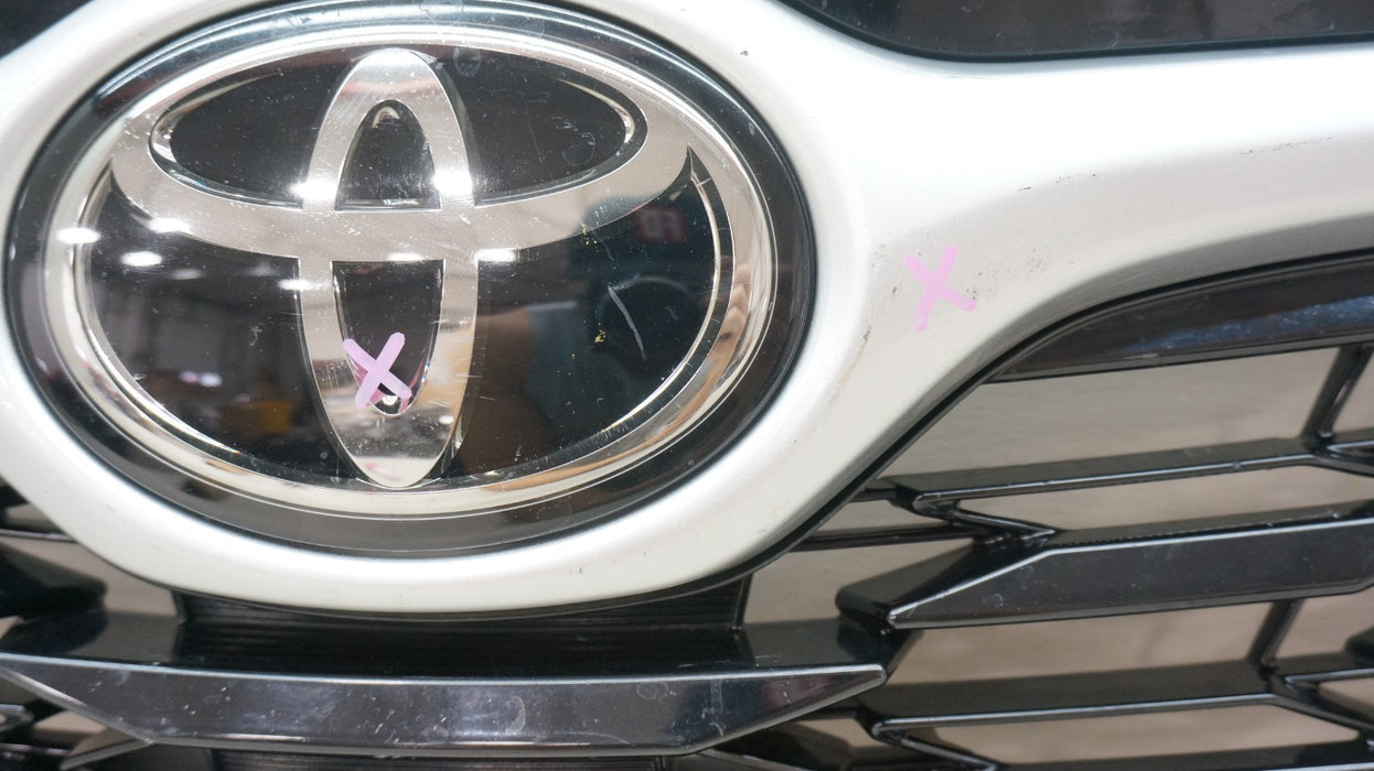 2020-2023 TOYOTA HIGHLANDER FRONT RADIATOR GRILLE OEM 53111-0E250