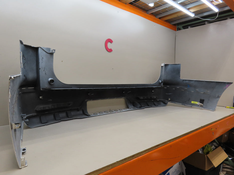 2018-2021 LINCOLN NAVIGATOR REAR BUMPER COVER OEM