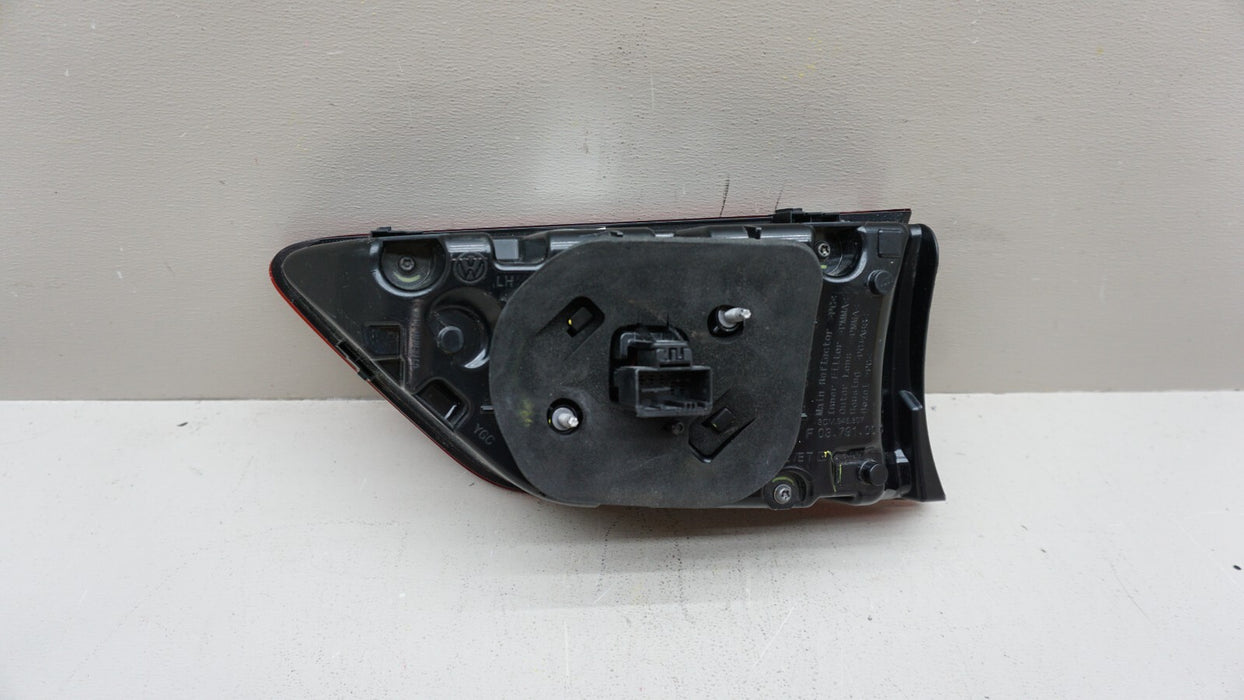2020-2023 VOLKSWAGEN ATLAS CROSS SPORT REAR RIGHT SIDE INNER TAIL LIGHT OEM