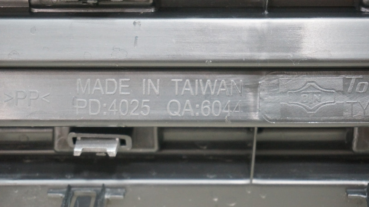 2017-2019 TOYOTA HIGHLANDER FRONT LOWER RADIATOR GRILLE GRILL AFTERMARKET