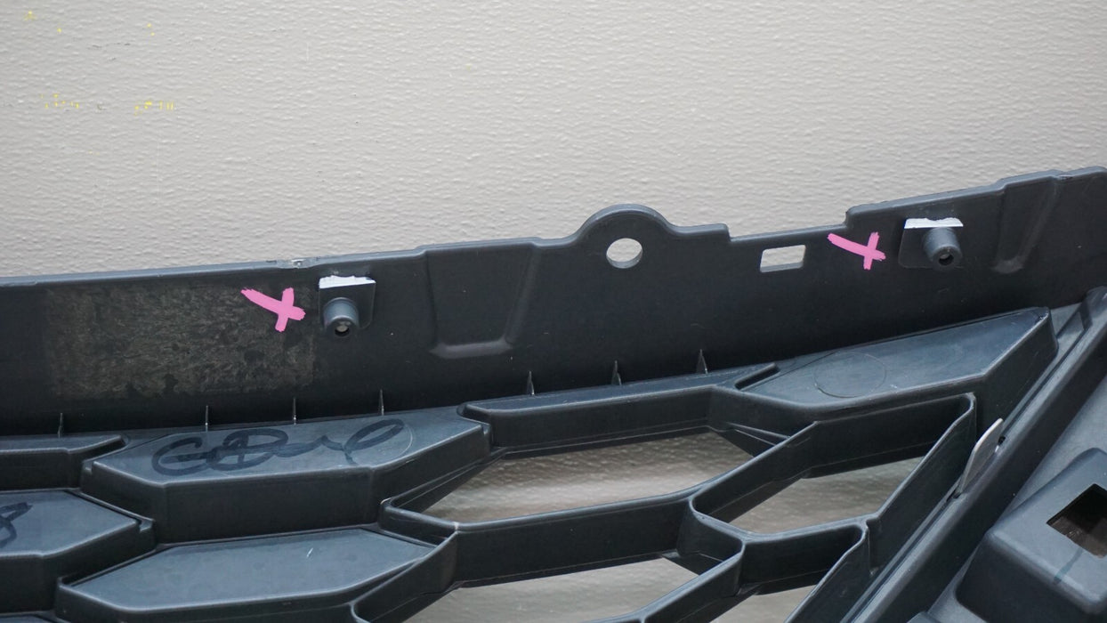 2016-2018 NISSAN SENTRA FRONT UPPER GRILLE 62310 3YU0A OEM 16 17 18
