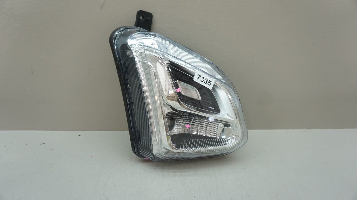 2018-2021 CHEVROELT EQUINOX FRONT RIGHT PASSENGER SIDE FOG DAY RUNNING LIGHT OEM