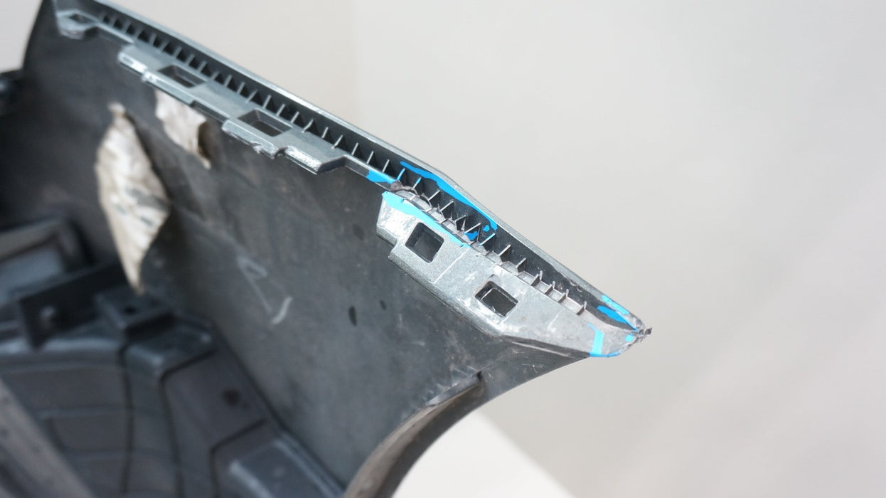 2017-2019 HYUNDAI IONIQ FRONT BUMPER COVER PANEL WITH GRILLE OEM 86511-G2500