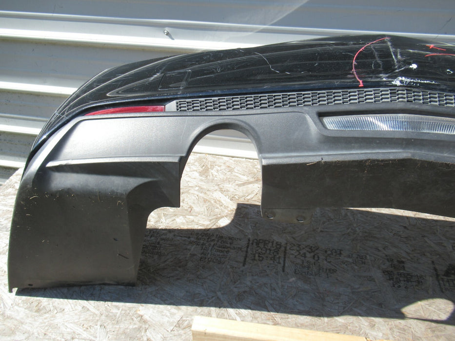 2013 - 2018 CADILLAC ATS SEDAN REAR BUMPER COVER W/ MARKER LIGHTS 20907957 OEM