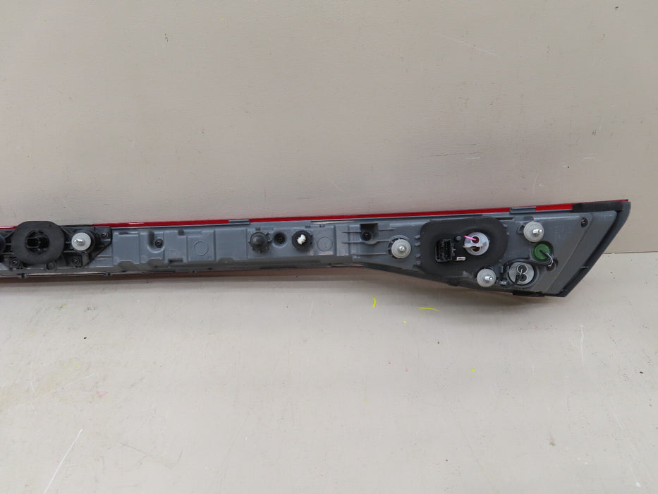 2021-2023 HYUNDAI ELANTRA TAIL LIGHT BRAKE LAMP PANEL OEM 92409AA020