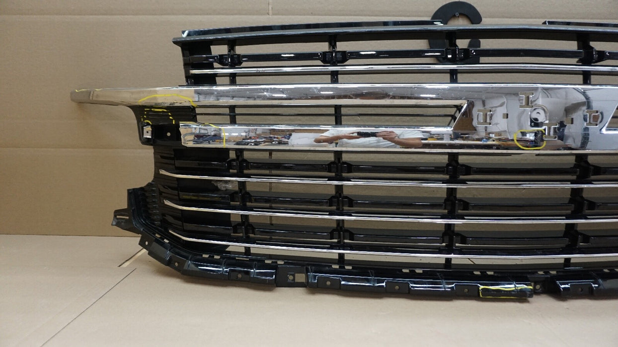 2021-2022 CHEVROLET TAHOE SUBURBAN FRONT RADIATOR GRILLE GRILL OEM 21 22