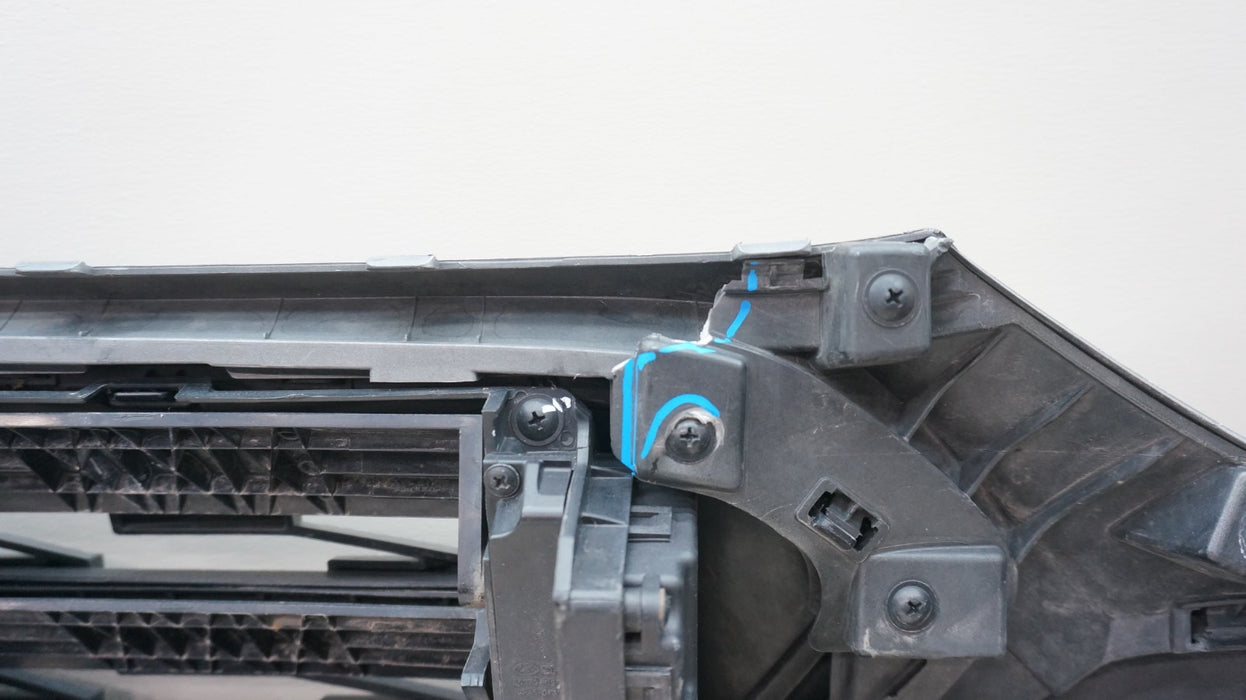 2017-2019 HYUNDAI IONIQ FRONT BUMPER COVER PANEL WITH GRILLE OEM 86511-G2500