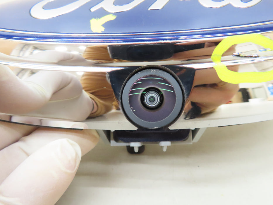 2022-2023 FORD MAVERICK REAR TAILGATE EMBLEM W/CAMERA OEM  NZ6B-19H25