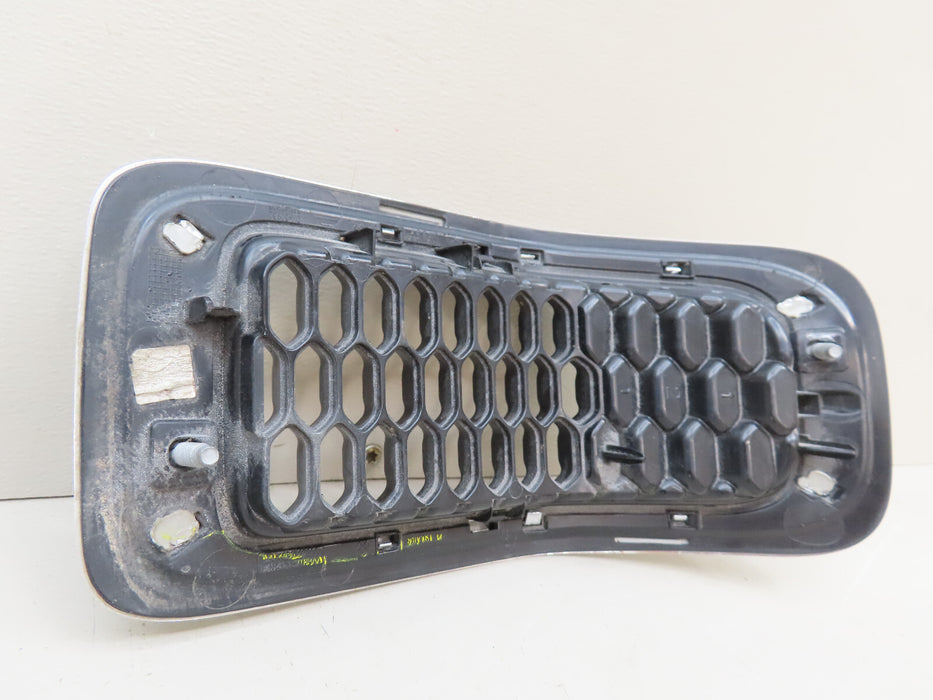 2014-2018 JEEP CHEROKEE FRONT RADIATOR GRILL GRILLE INSERT #2 OEM