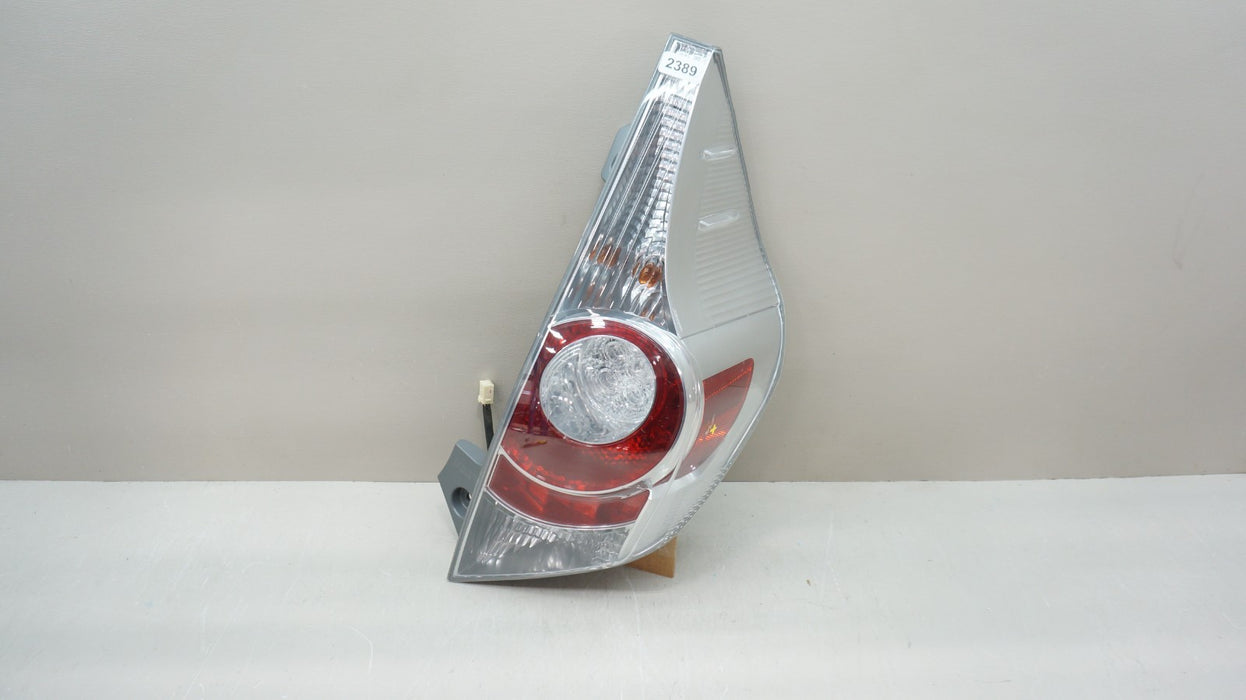 2012-2014 TOYOTA PRIUS C REAR RIGHT PASSENGER SIDE TAIL LIGHT OEM