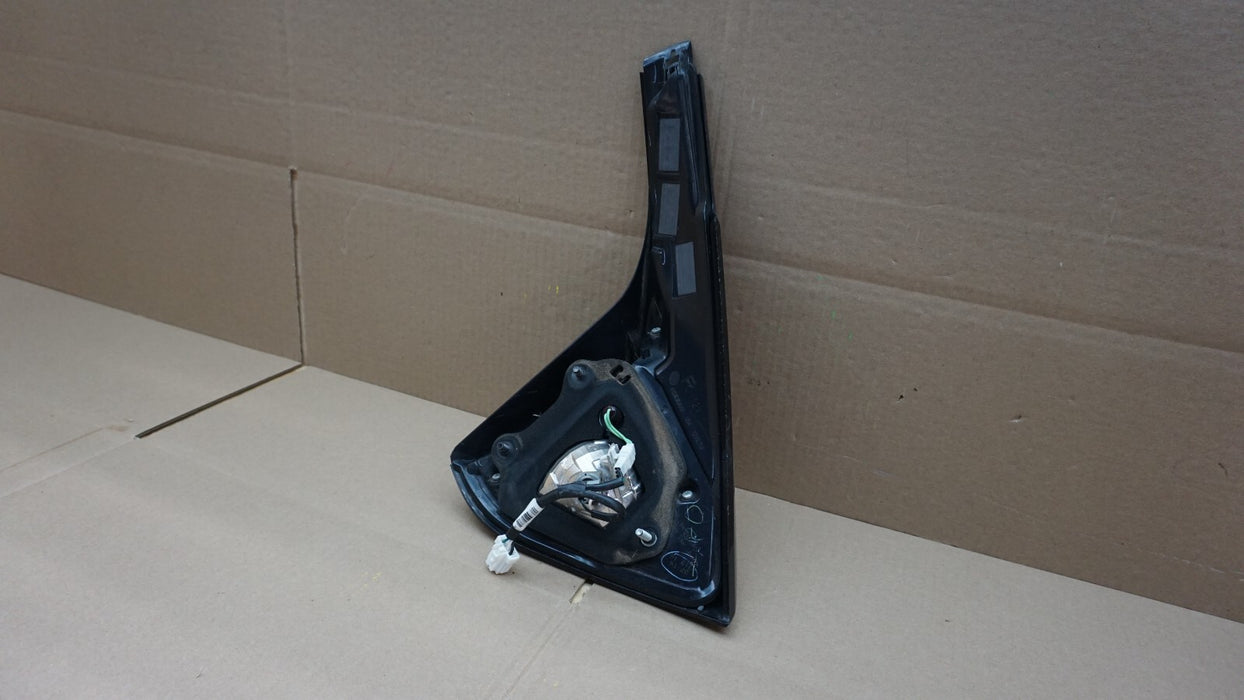 2015-2018 NISSAN MURANO REAR RIGHT PASSENGERS SIDE TRUNNK TAI LIGHT OEM