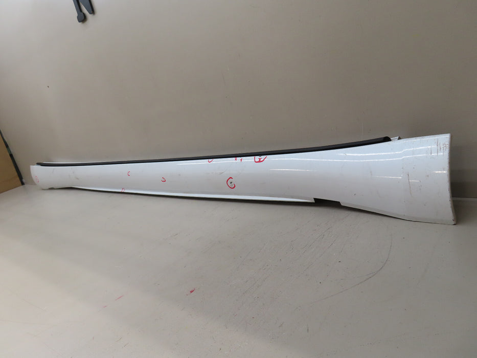 2018-2021 BUICK ENCLAVE RIGHT PASSENGER SIDE SKIRT ROCKER PANEL OEM