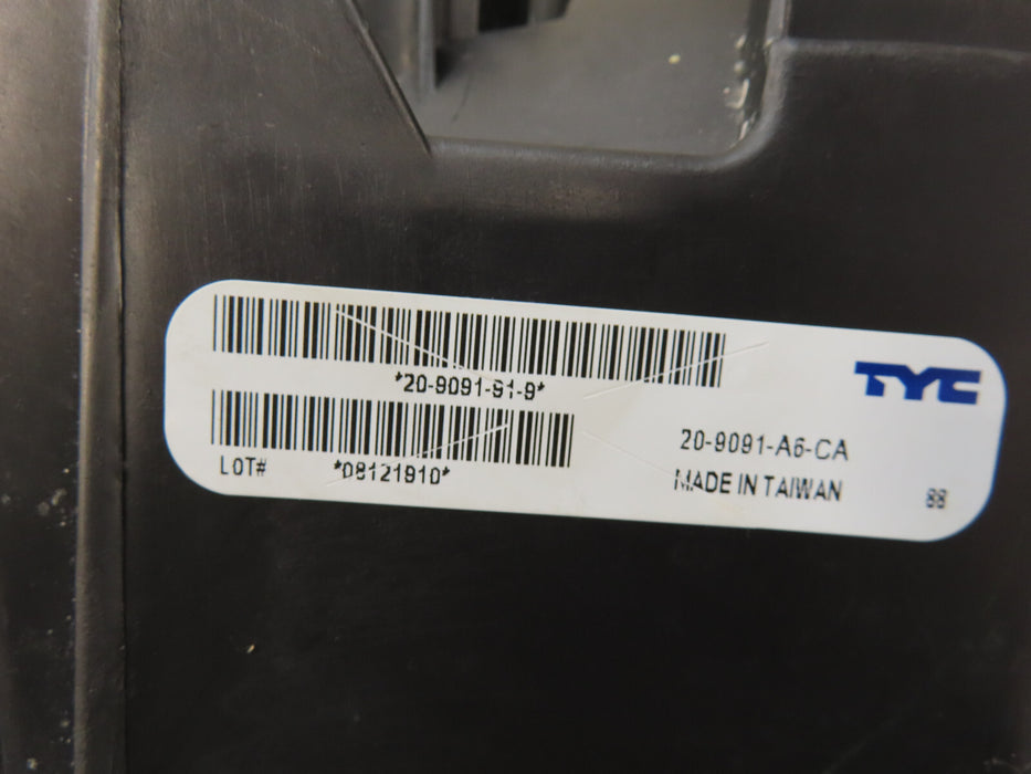 2012 2013 2014 2015 TOYOTA PRIUS FRONT RIGHT PASSENGER HEADLIGHT AFTERMARKET