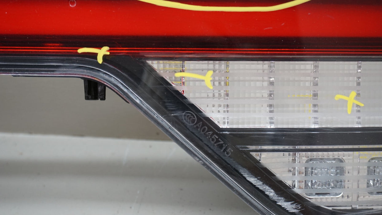 2020-2022 LINCOLN AVIATOR REAR TRUNK TAIL LIGHT BAR LED LC5B-13B433-A OEM