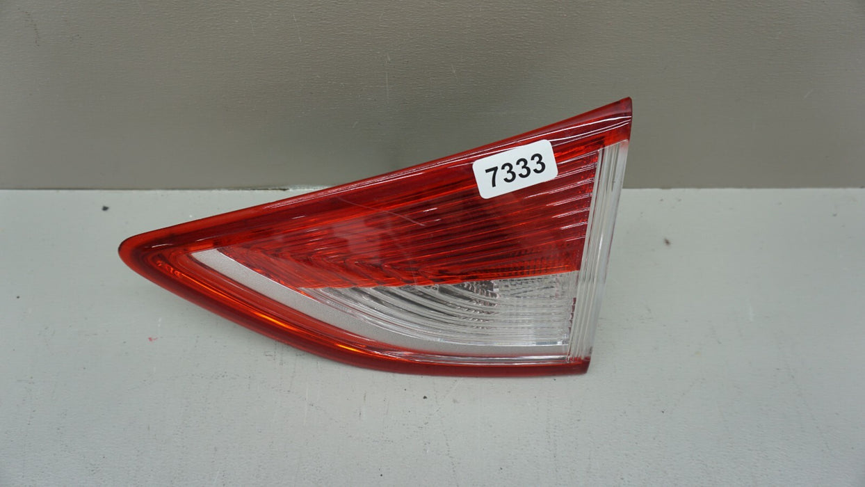 2013-2016 FORD ESCAPE REAR RIGHT PASSENGER SIDE INNER TAIL LIGHT OEM 14 15