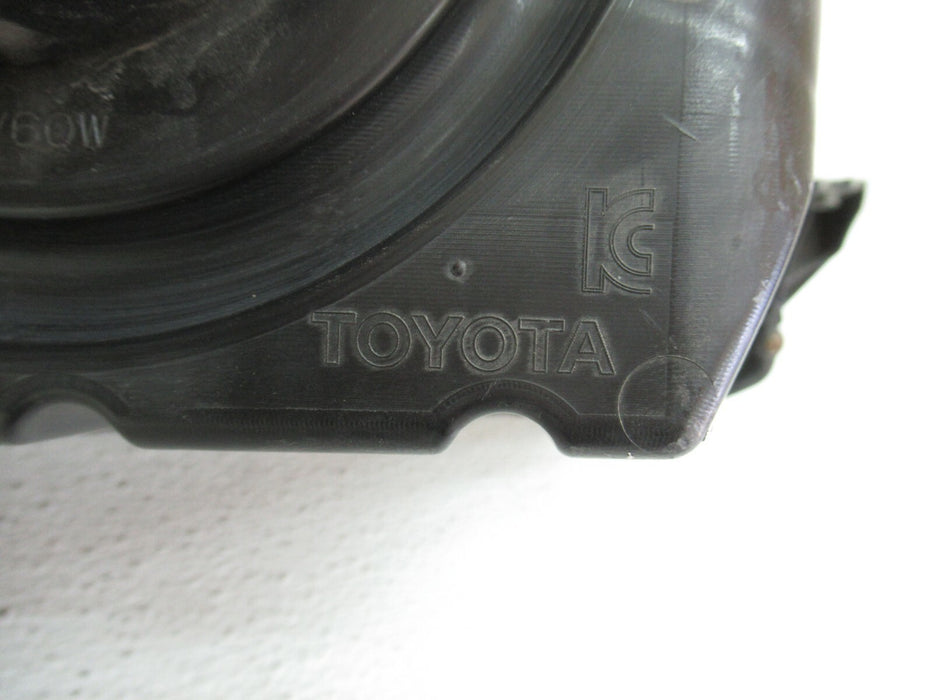 2015-2017 TOYOTA CAMRY FRONT LEFT DRIVER SIDE HEADLIGHT HALOGEN OEM 2394