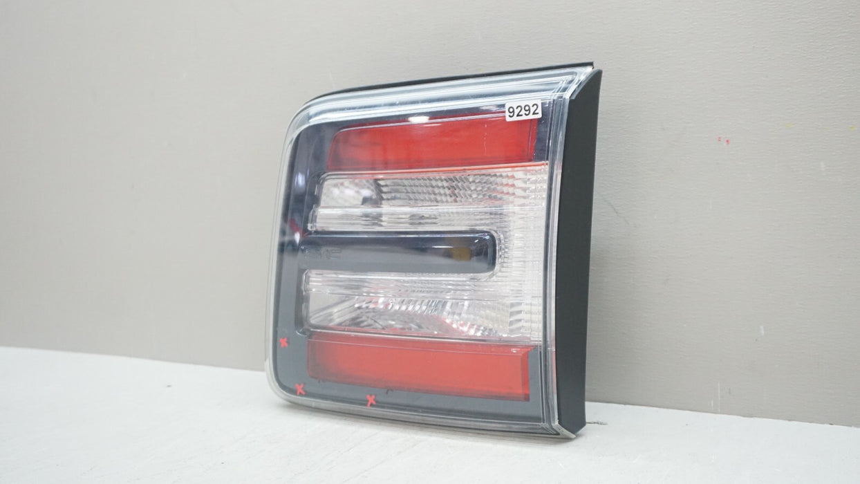 2013-2017 GMC ACADIA REAR RH RIGHT PASSENGER SIDE INNER TAIL LIGHT OEM 23267344