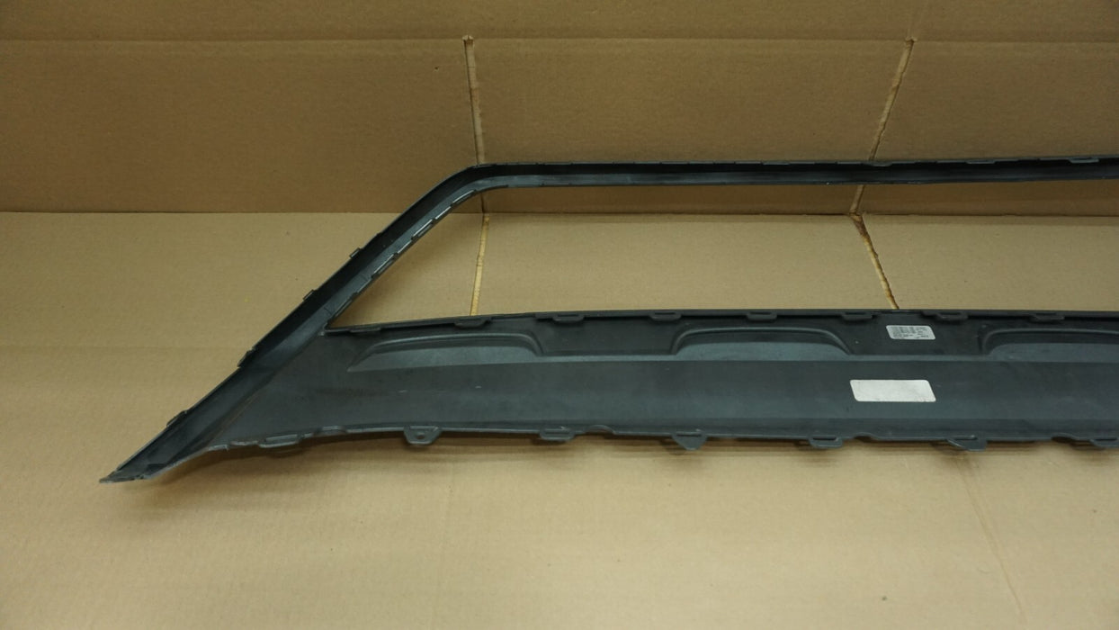 2018-2019 VOLKSWAGEN TIGUAN FRONT BUMPER COVER GRILL GRILLE MOLDING OEM 18 19