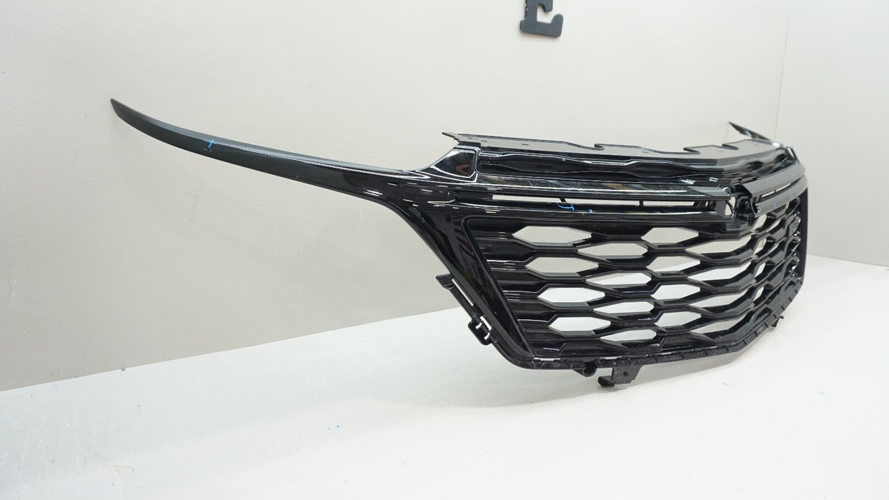2022-2023 CHEVROLET EQUINOX FRONT UPPER BUMPER GRILLE OEM 84421463