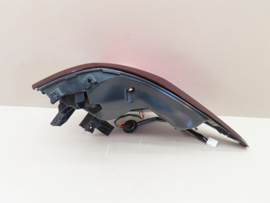 2016-2019 LEXUS RX350 RX450H REAR RIGHT PASSENGER OUTER TAIL LIGHT OEM