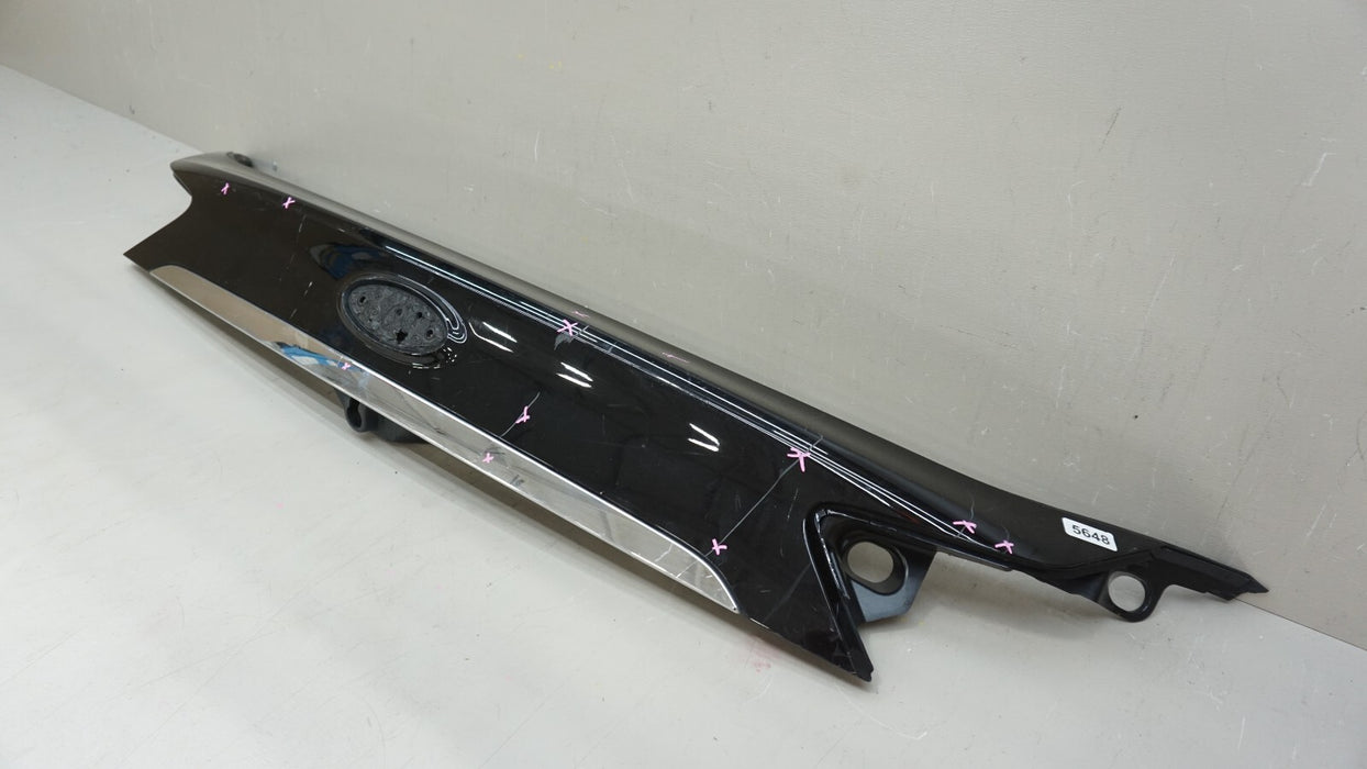 2019-2020 FORD EDGE REAR TAILGATE LIFTGATE LICENSE MOLDING OEM KT4B-R43404-AK