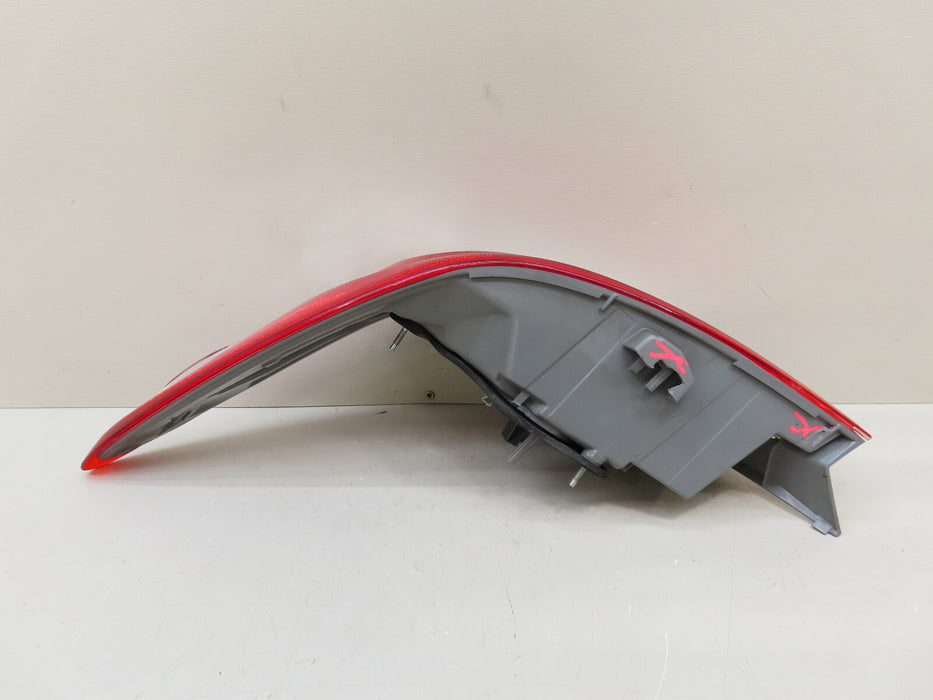 2015-2017 TOYOTA CAMRY REAR LEFT DRIVER SIDE OUTER TAIL LIGHT HALOGEN LAMP