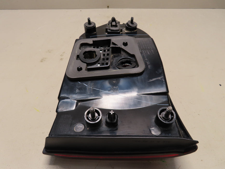 2017-2022 CHRYSLER PACIFICA RIGHT PASSENGER INNER TAIL LIGHT LAMP OEM 6003TA0340