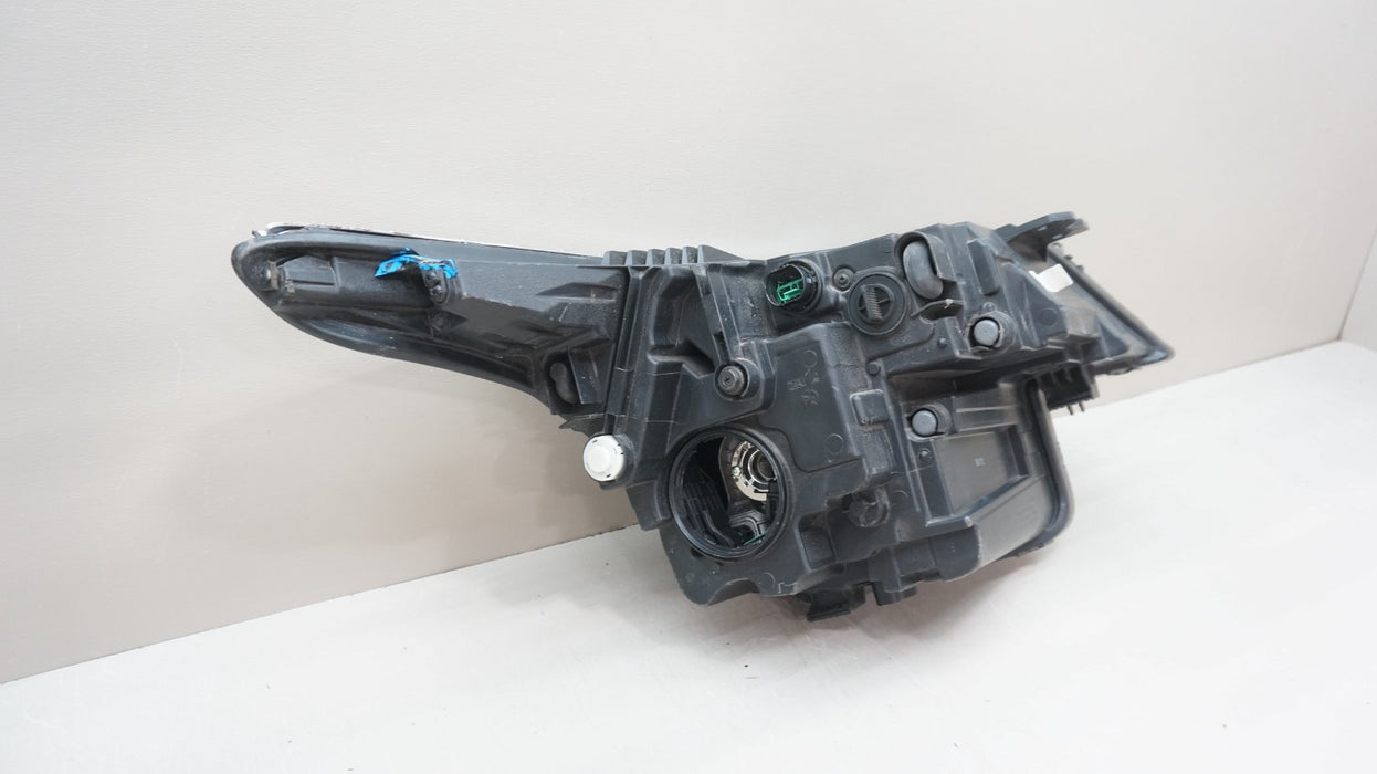 2021-2023 KIA SELTOS FRONT LEFT DRIVER SIDE HALOGEN W LED HEADLIGHT OEM