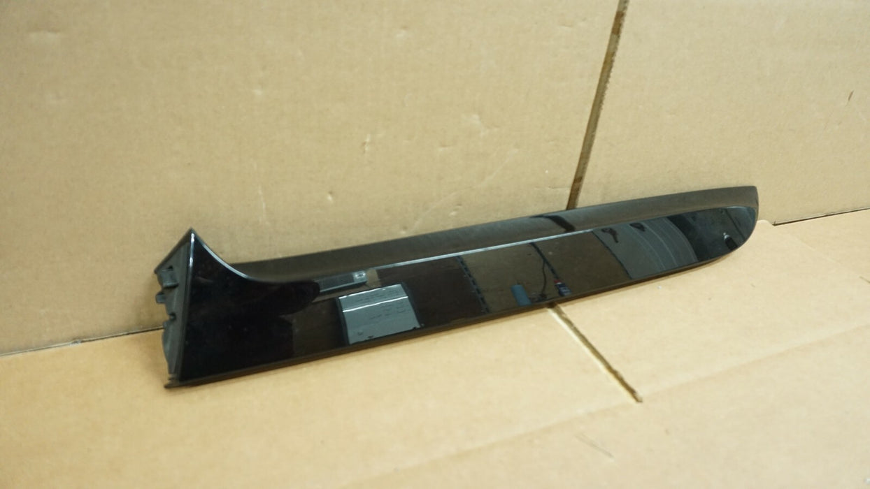 2016-2018 BENTLEY BENTAYGA REAR LEFT DRIVER SIDE TRUNK LID TRIM MOLDING OEM