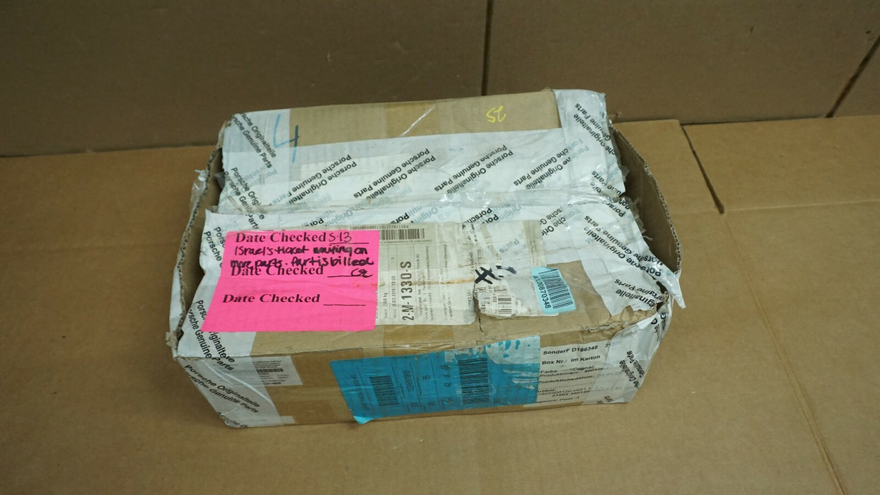 2011-2014 PORSCHE CAYENNE RIGHT OR LEFT BACK SEAT DISPLAY SCREEN MONITOR OEM