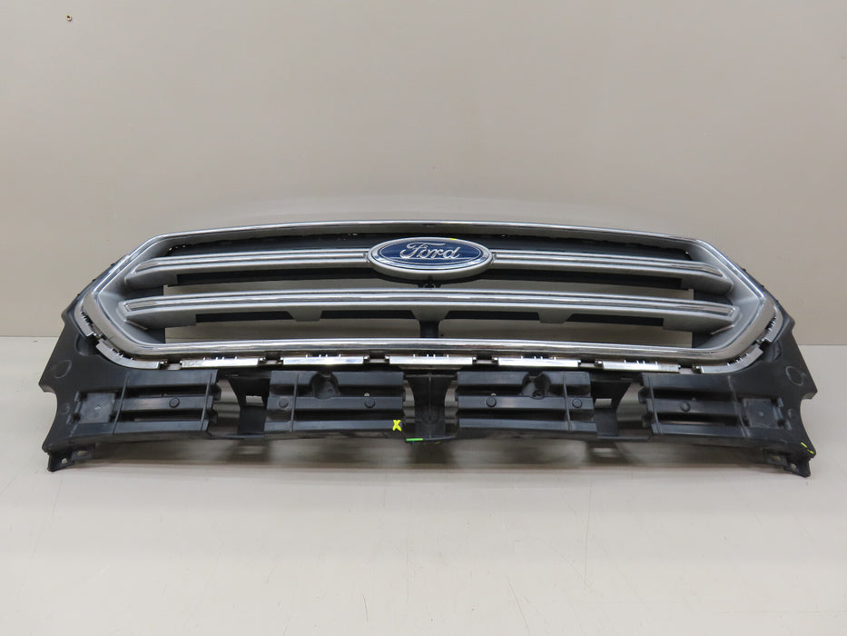 2017-2019 FORD ESCAPE FRONT RADIATOR GRILLE GRILL OEM GJ54-8A164-A