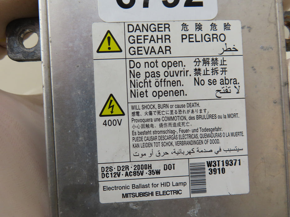 MITSUBISHI /HONDA / MAZDA FRONT HEADLIGHT XENON HID BALLAST OEM MODULE