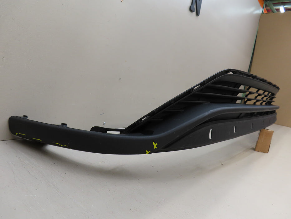 2020 2021 TOYOTA HIGHLANDER FRONT LOWER BUMPER COVER VALANCE OEM 52129-0E070